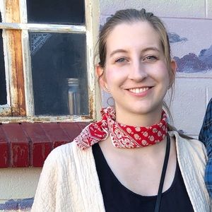 Meet your Posher, Kim